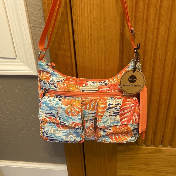 BNWT Samantha Brown To Go nylon multi color crossbody with adjustable strap - Picture 1 of 11
